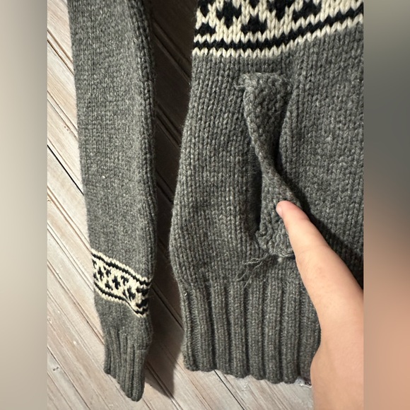 TNA Cable Knit Grey Cream Patterned Cowl V Neck Button Sweater Pullover Basic - Picture 6 of 7